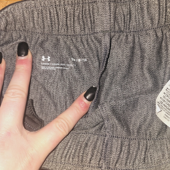 Under Armour - Sportswear - Picture 2 of 2